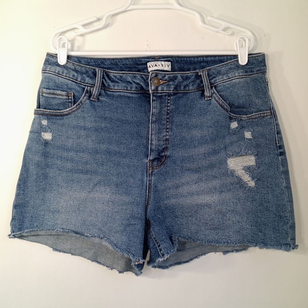 3/$18 Plus 16W Ava & Viv Jean  Shorts Stretch Washed Ripped Frayed Blue Denim